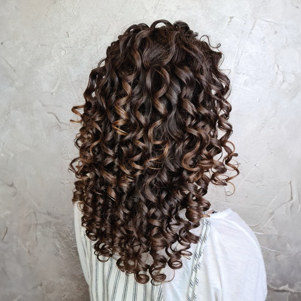 What is the curly girl method?